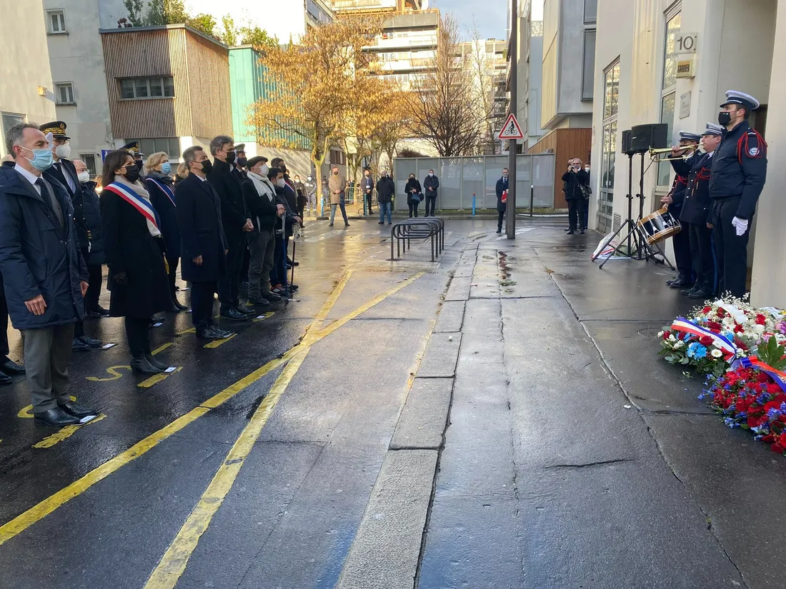 Hommage aux victimes des attentats contre Charlie Hebdo et l'Hyper Casher